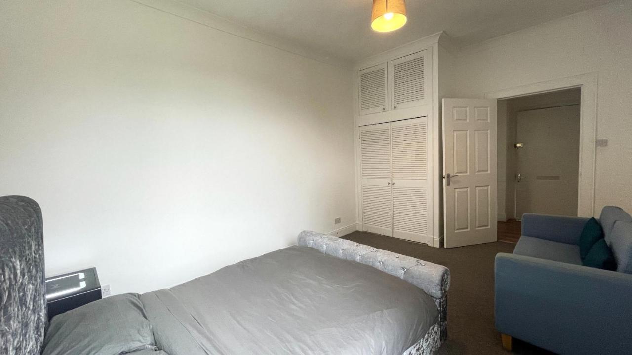 Kelty 2 Bedrooms Entire Apartment Self Check In מראה חיצוני תמונה
