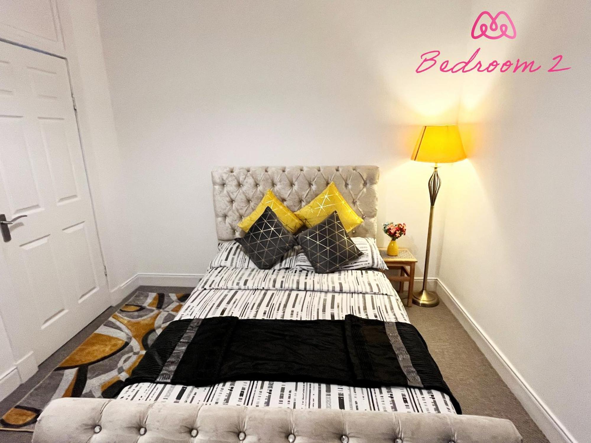 Kelty 2 Bedrooms Entire Apartment Self Check In מראה חיצוני תמונה